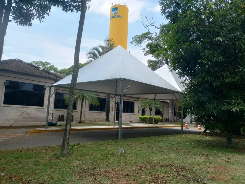 Tenda 6x6 branca